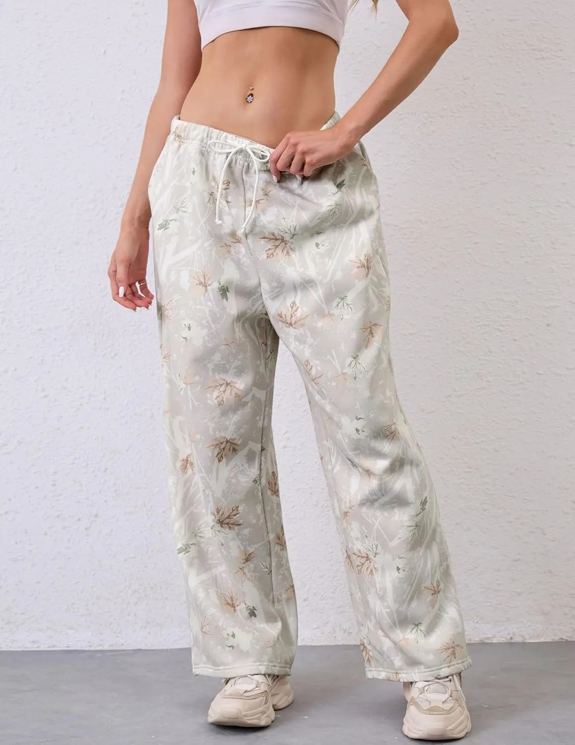 Women Wide Leg Camo Sweatpants High Waisted Drawstring Baggy Jogger Fleece Loose Sweat Pants with Pockets
