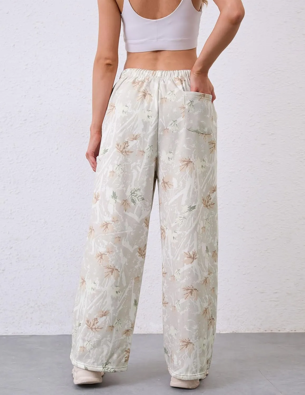 Women Wide Leg Camo Sweatpants High Waisted Drawstring Baggy Jogger Fleece Loose Sweat Pants with Pockets